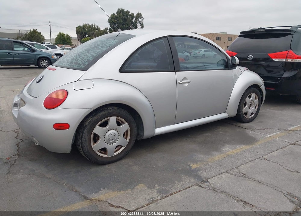 2000 VOLKSWAGEN NEW BEETLE GLS VIN: 3VWCC21C8YM407028