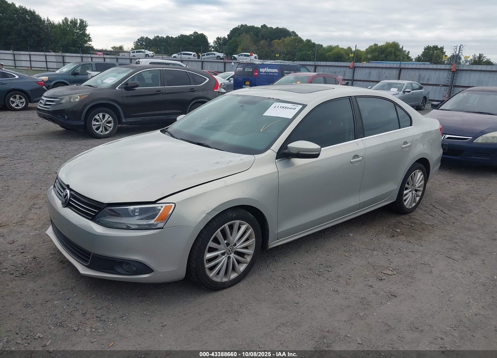 2011 VOLKSWAGEN JETTA VIN: 3VWLX7AJXBM326247