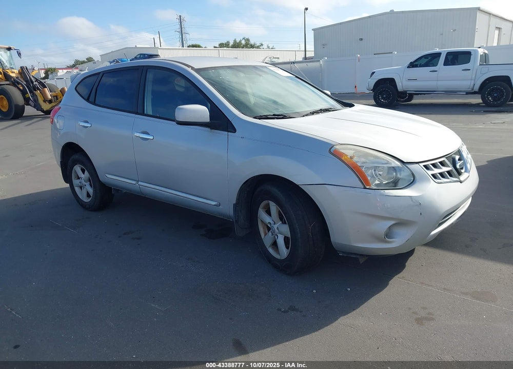 2013 NISSAN ROGUE S VIN: JN8AS5MT4DW031906
