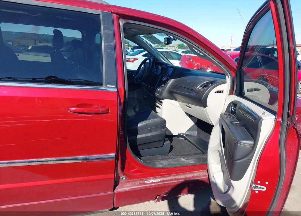 2013 CHRYSLER TOWN & COUNTRY TOURING VIN: 2C4RC1BGXDR636239