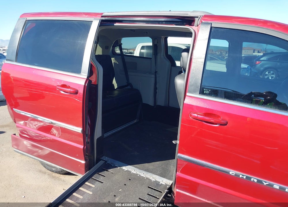 2013 CHRYSLER TOWN & COUNTRY TOURING VIN: 2C4RC1BGXDR636239