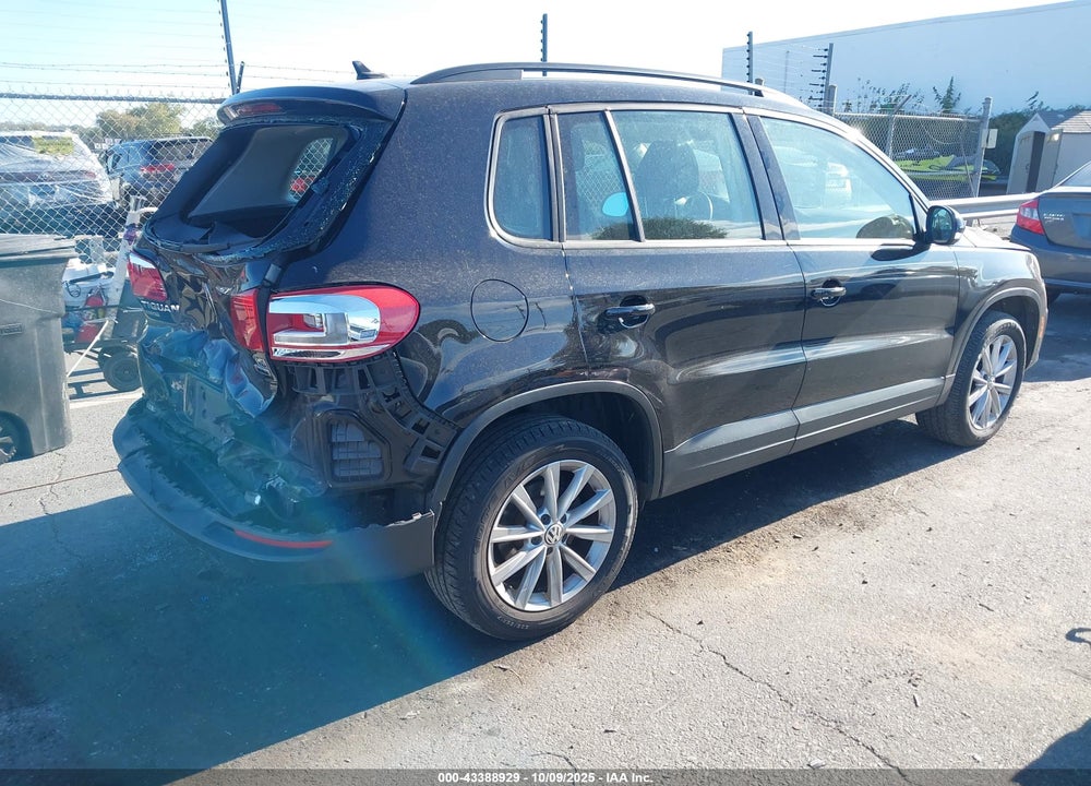 2017 VOLKSWAGEN TIGUAN VIN: WVGBV7AX0HK046115