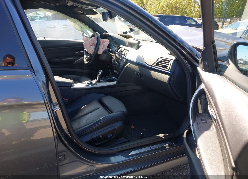 2015 BMW 3 SERIES VIN: WBA3B9G50FNR93411