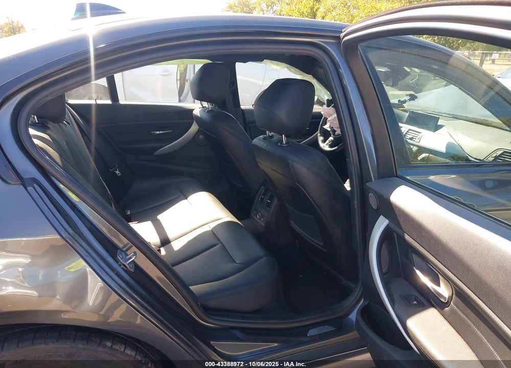 2015 BMW 3 SERIES VIN: WBA3B9G50FNR93411