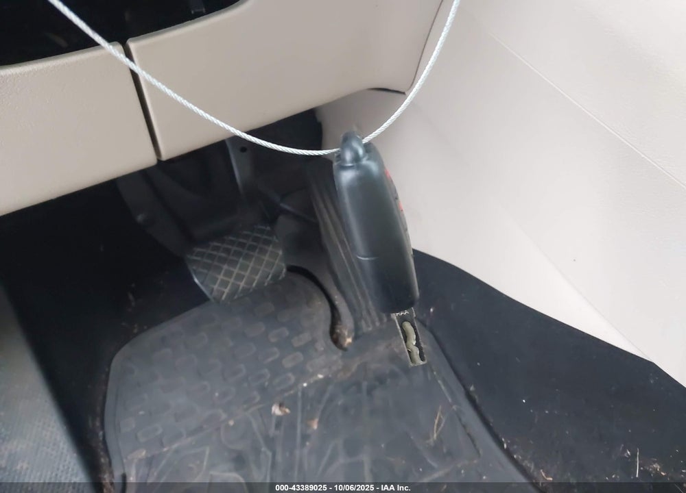 2013 VOLKSWAGEN TIGUAN VIN: WVGBV3AX9DW623266