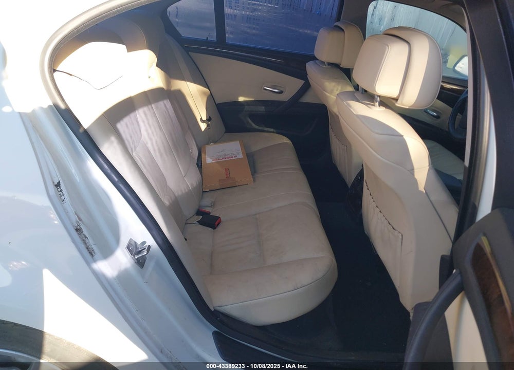 2010 BMW 5 SERIES VIN: WBANW1C55AC168439