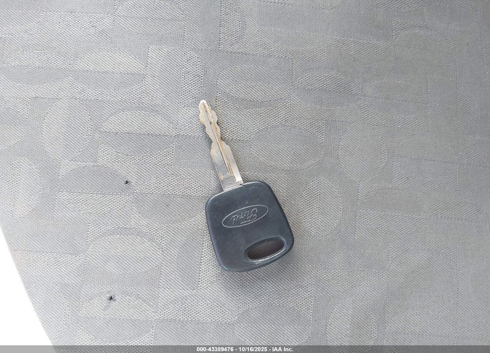 2005 FORD FOCUS ZX4 VIN: 1FAFP34N65W229242