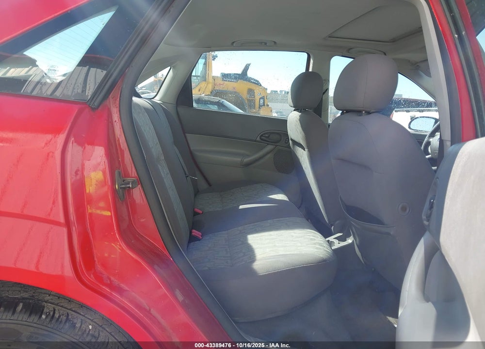 2005 FORD FOCUS ZX4 VIN: 1FAFP34N65W229242