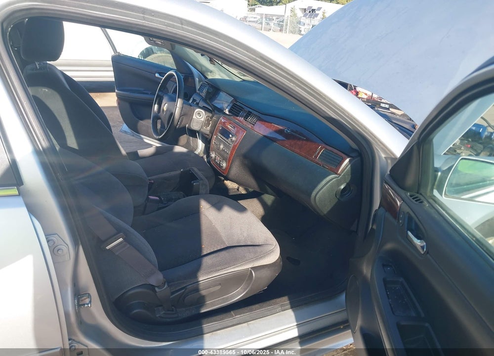 2011 CHEVROLET IMPALA VIN: 2G1WB5EK3B1136215