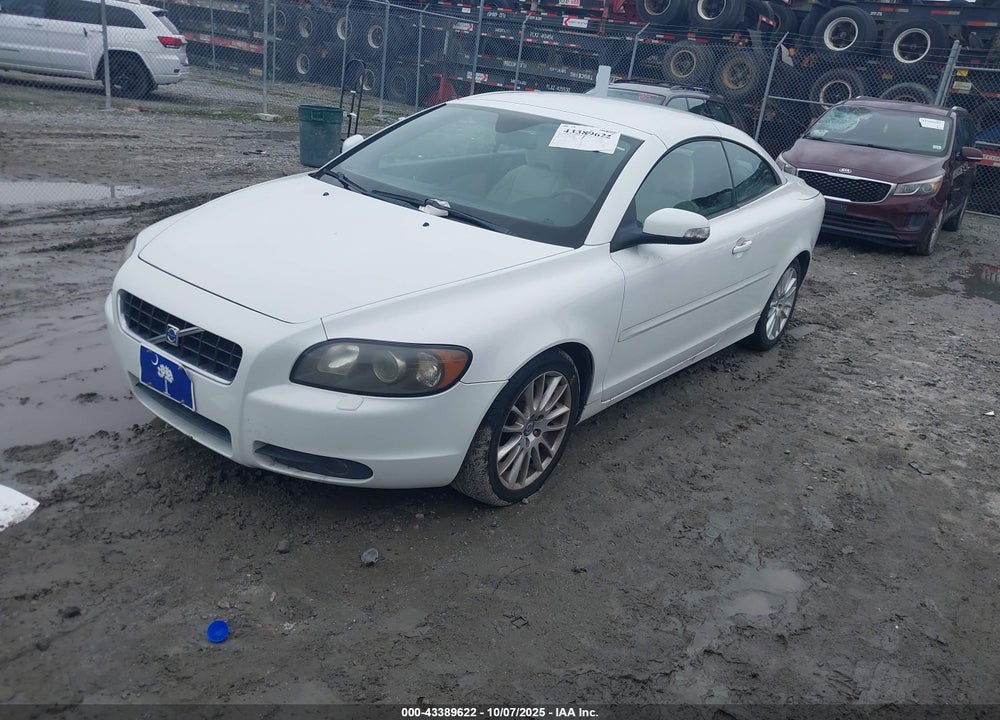 2008 VOLVO C70 T5 VIN: YV1MC672X8J045899