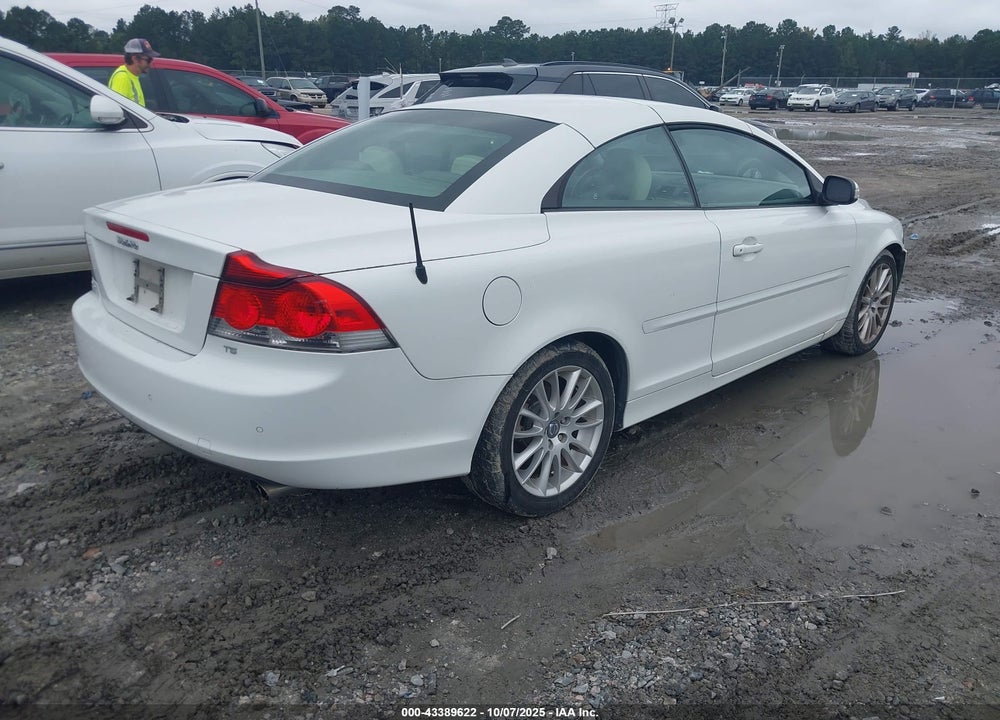 2008 VOLVO C70 T5 VIN: YV1MC672X8J045899