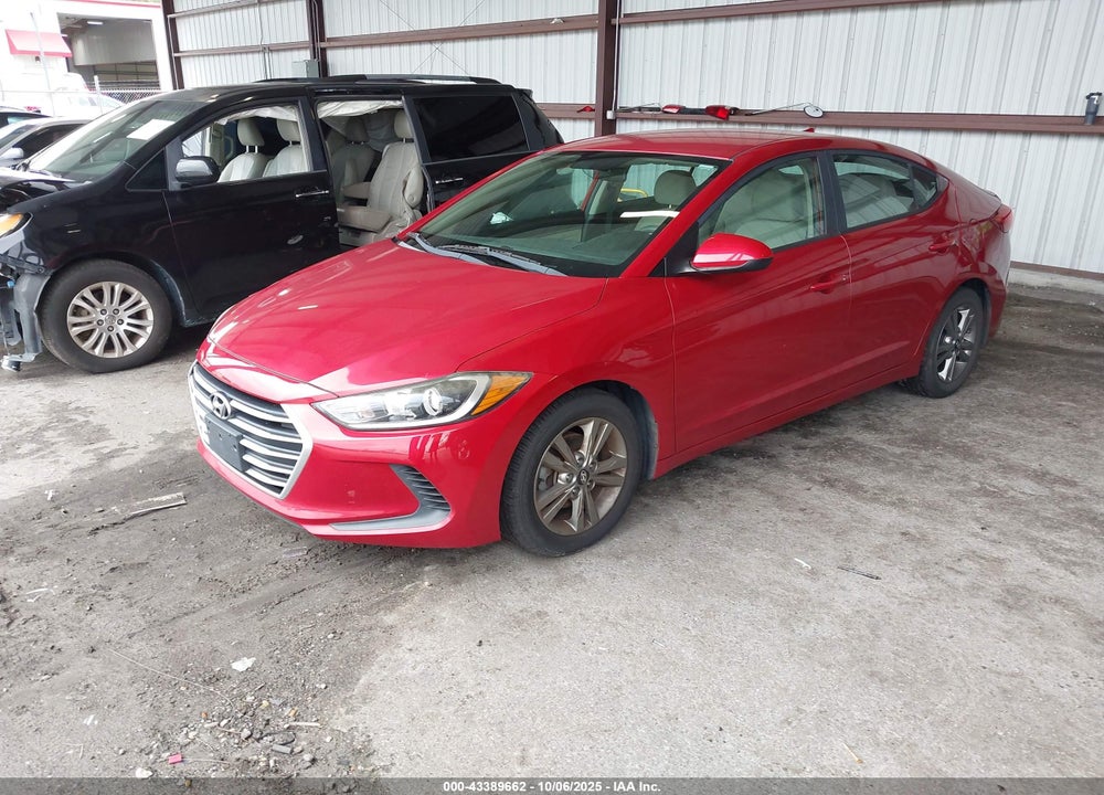 2017 HYUNDAI ELANTRA VIN: 5NPD84LF9HH170812
