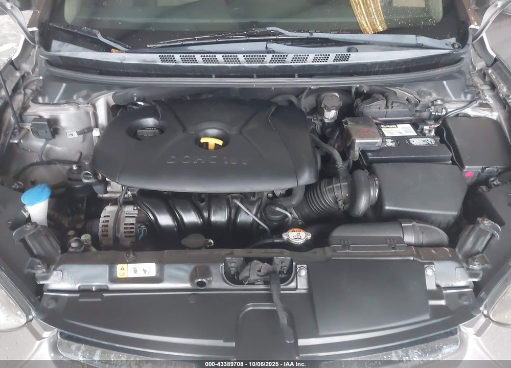 2015 HYUNDAI ELANTRA VIN: 5NPDH4AE4FH577511