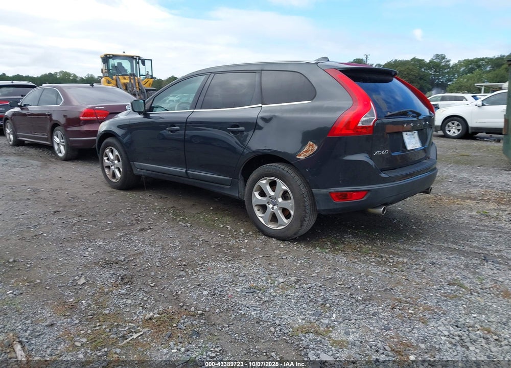 2013 VOLVO XC60 VIN: YV4952DL2D2421122