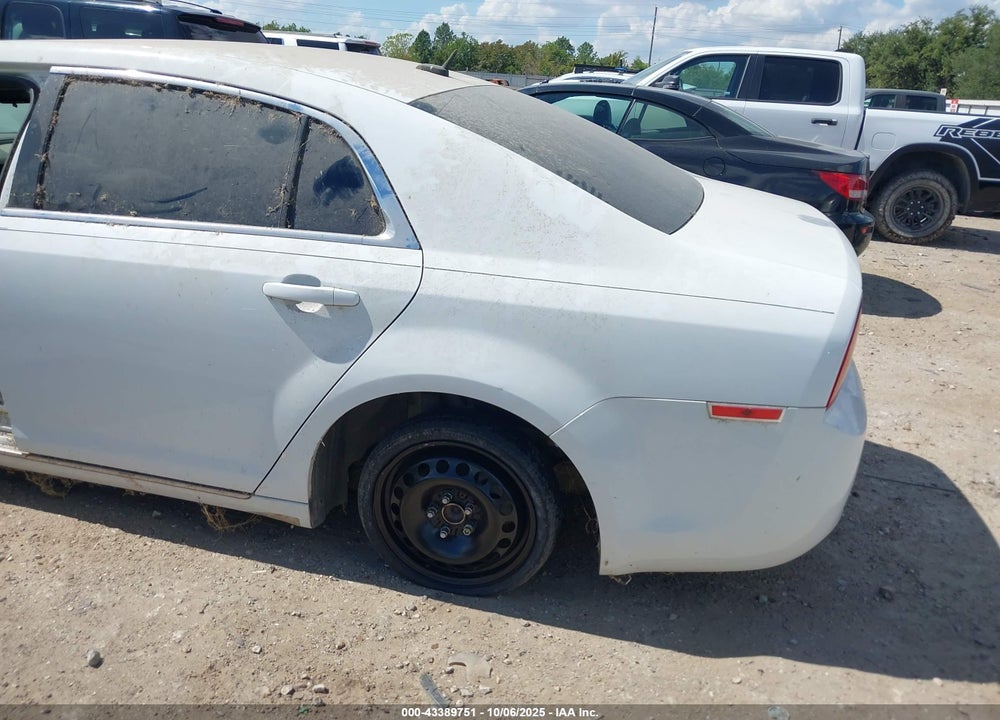 2011 CHEVROLET MALIBU VIN: 1G1ZC5EU2BF245298