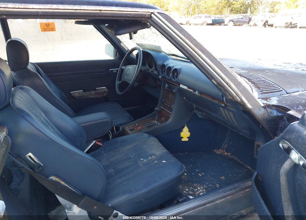 1987 MERCEDES-BENZ 560 SL VIN: WDBBA48D6HA056954