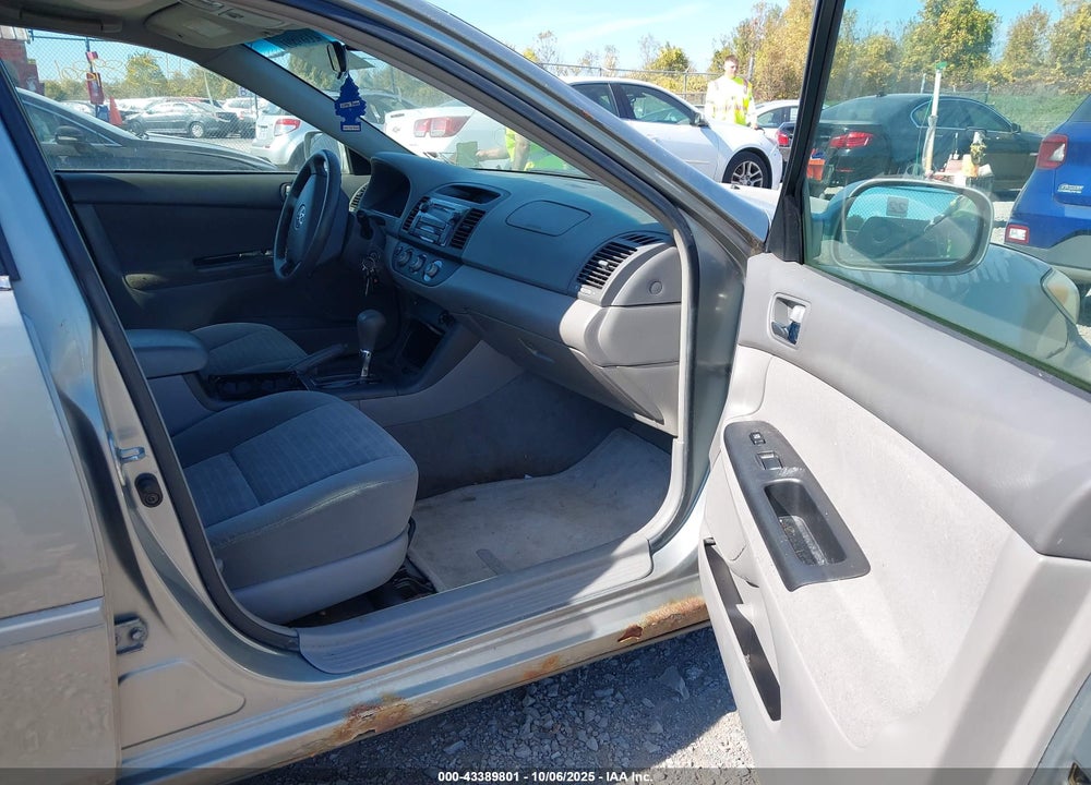 2006 TOYOTA CAMRY VIN: 4T1BE32K86U678048