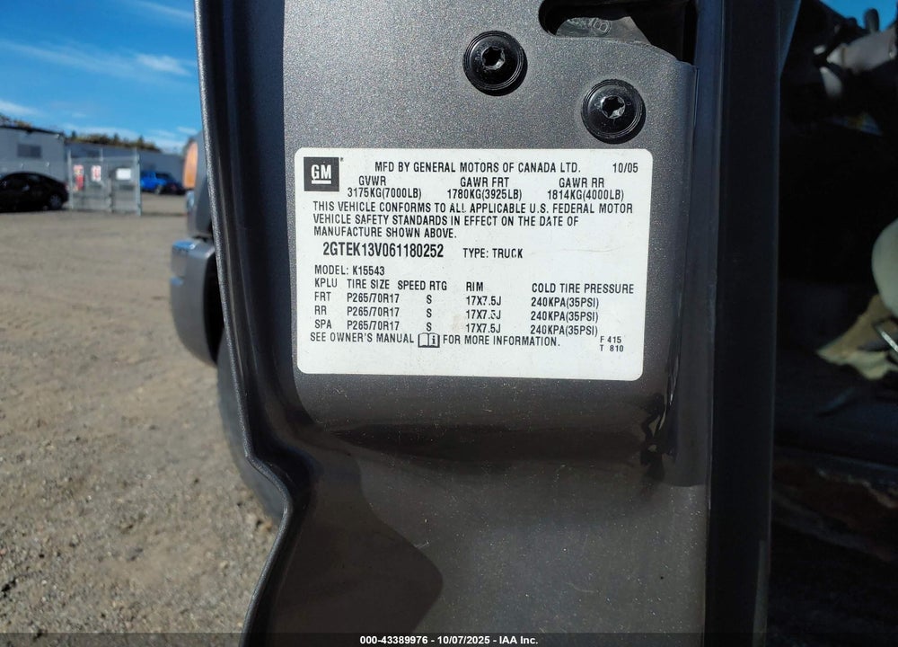 2006 GMC SIERRA 1500 VIN: 2GTEK13V061180252