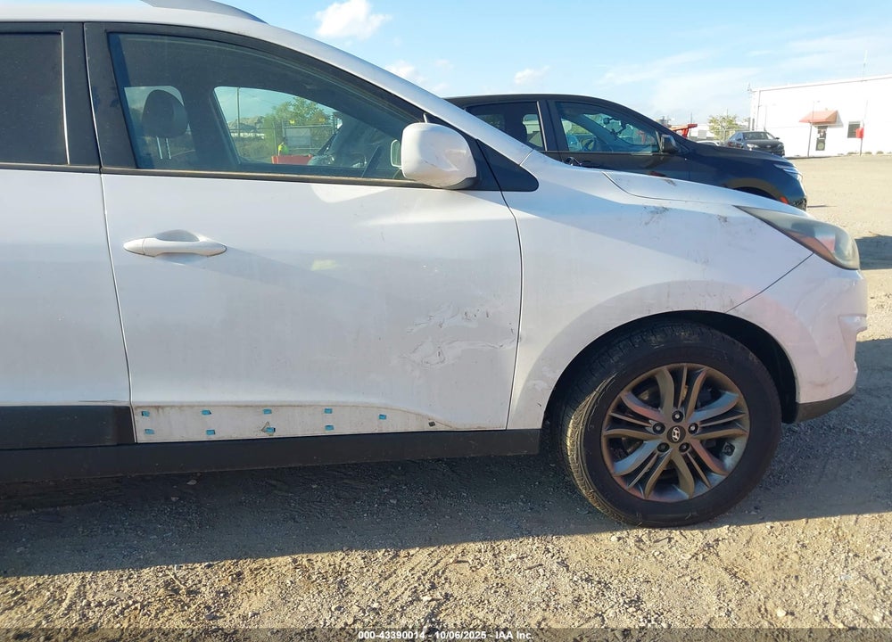 2014 HYUNDAI TUCSON VIN: KM8JU3AG6EU879652