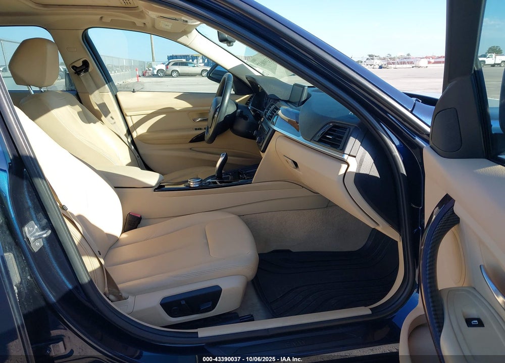 2014 BMW 3 SERIES VIN: WBA3B1G50ENS81240