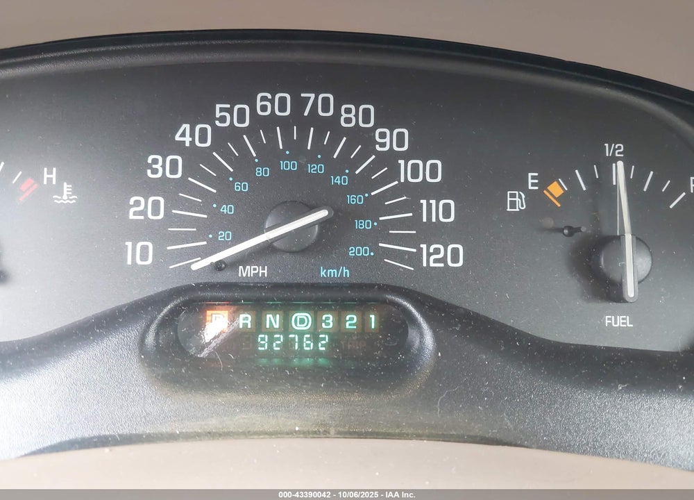 1999 BUICK CENTURY CUSTOM VIN: 2G4WS52M1X1422659