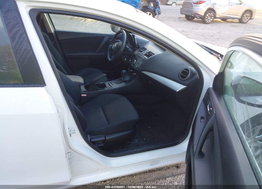 2012 MAZDA 3 VIN: JM1BL1UG4C1551687