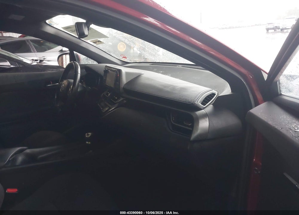 2018 TOYOTA C-HR VIN: NMTKHMBX7JR037076