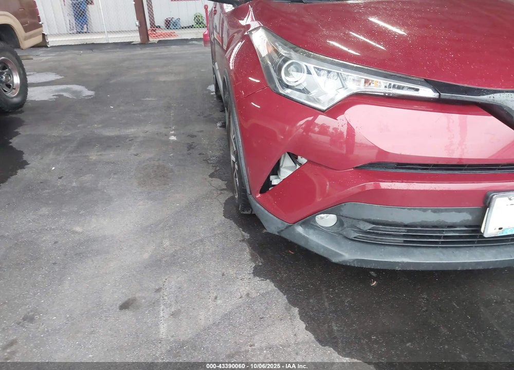2018 TOYOTA C-HR VIN: NMTKHMBX7JR037076