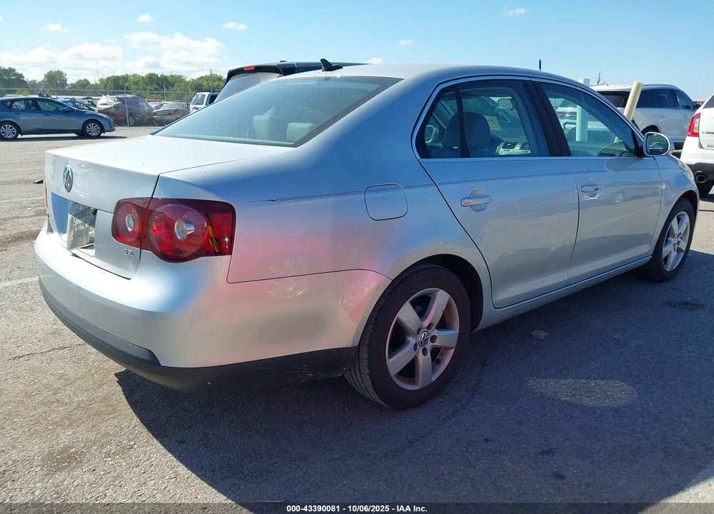 2008 VOLKSWAGEN JETTA SE VIN: 3VWRM71KX8M118311