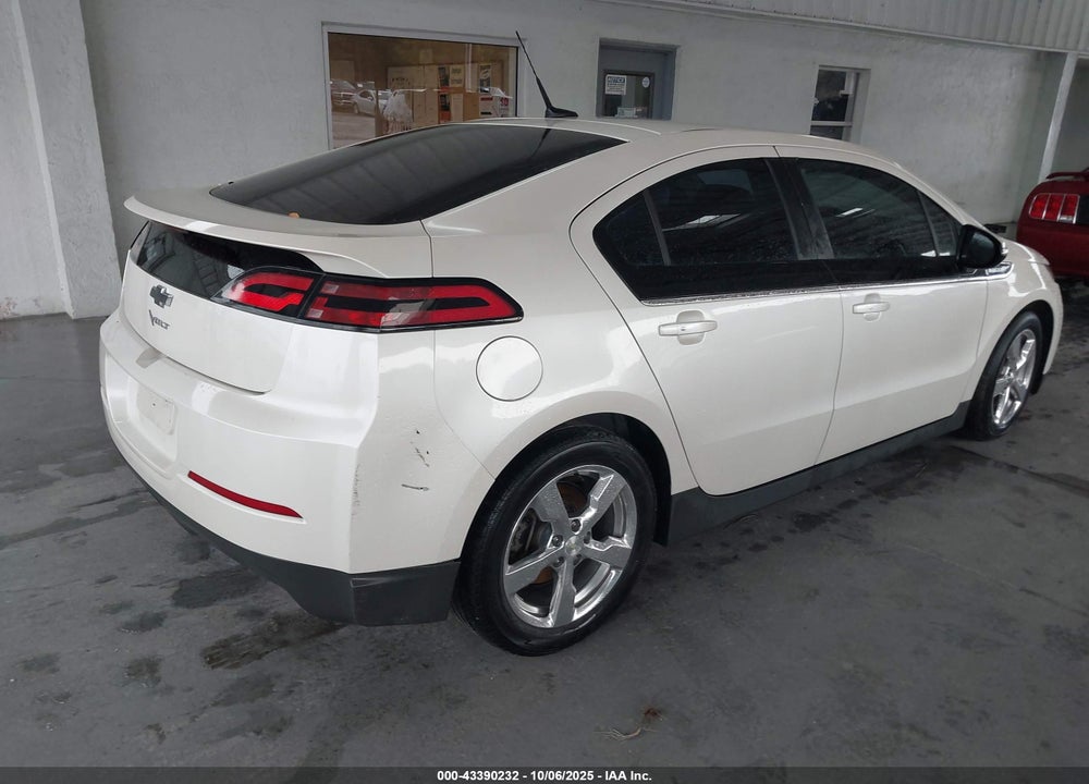 2013 CHEVROLET VOLT VIN: 1G1RD6E46DU124131