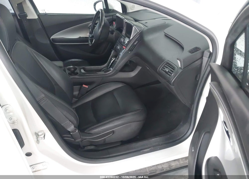 2013 CHEVROLET VOLT VIN: 1G1RD6E46DU124131