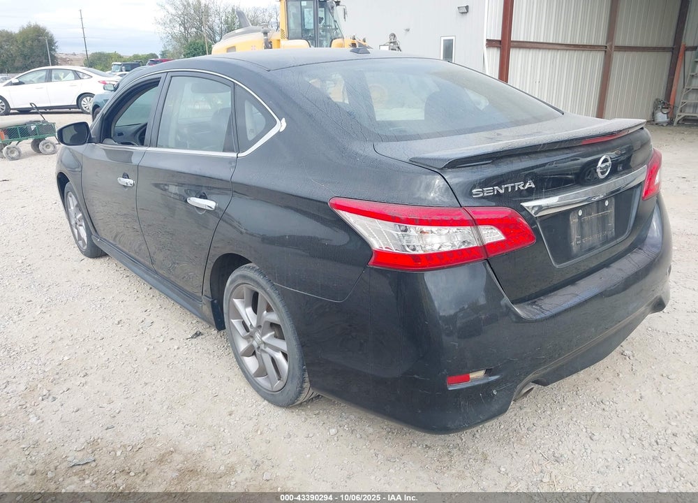 2015 NISSAN SENTRA SR VIN: 3N1AB7AP2FY349942