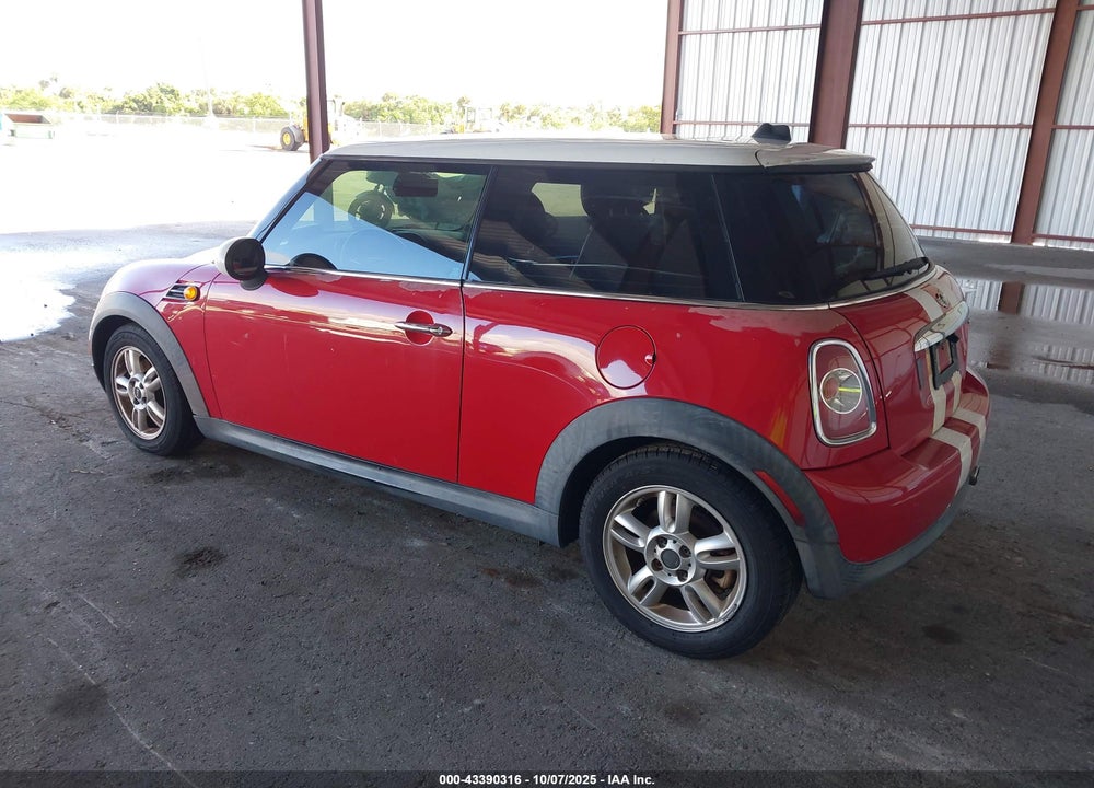 2012 MINI COOPER VIN: WMWSU3C55CT262666