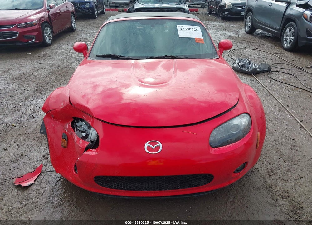 2006 MAZDA MX-5 VIN: JM1NC25F160105306