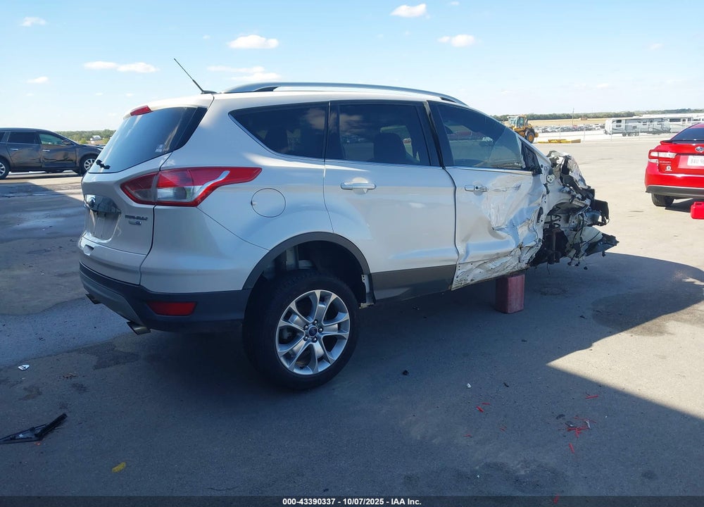 2015 FORD ESCAPE TITANIUM VIN: 1FMCU9J91FUB44771