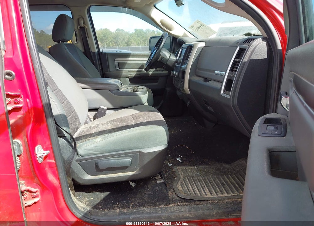 2016 RAM 1500 BIG HORN VIN: 1C6RR6GT8GS163307