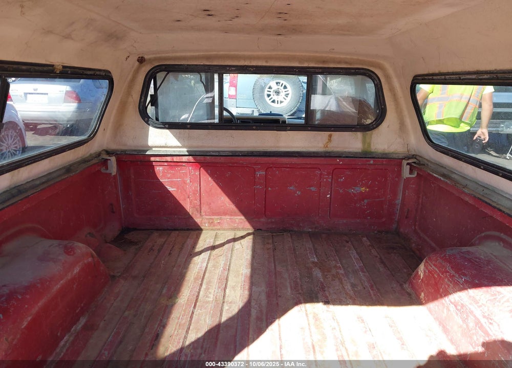 1988 JEEP COMANCHE VIN: 1JTMW64P4JT256005