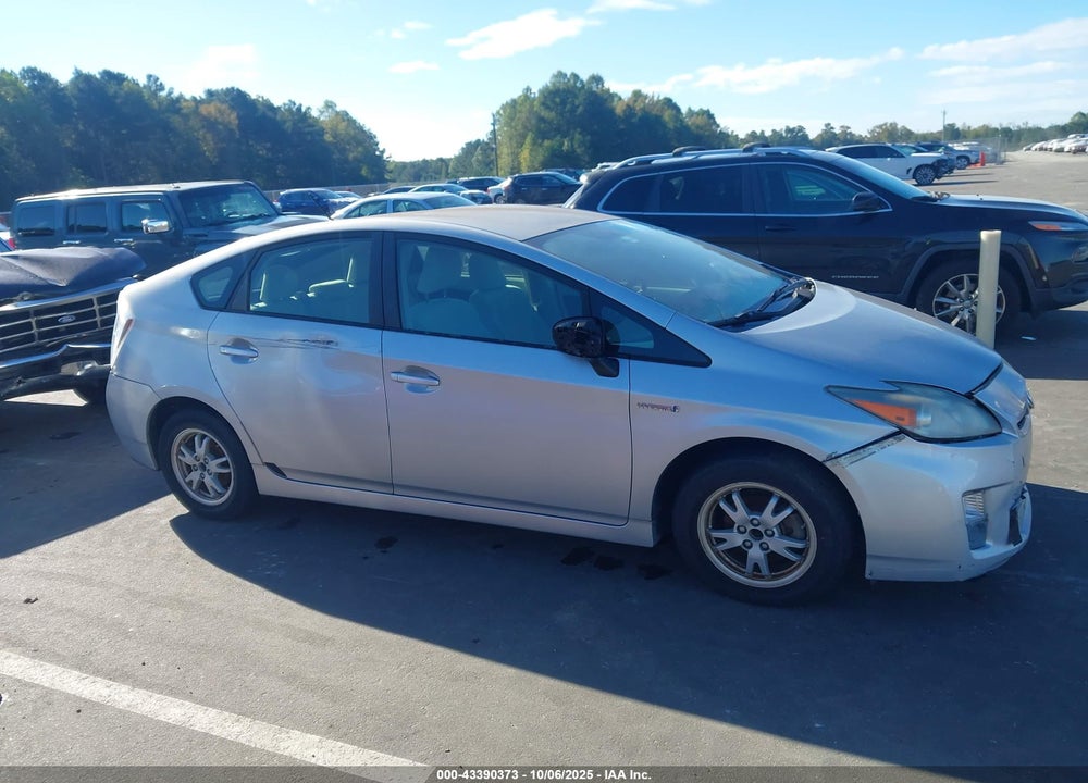 2011 TOYOTA PRIUS VIN: JTDKN3DUXB1386738