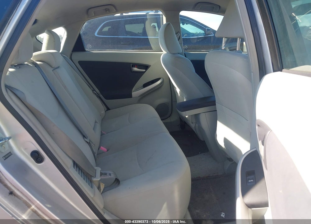 2011 TOYOTA PRIUS VIN: JTDKN3DUXB1386738