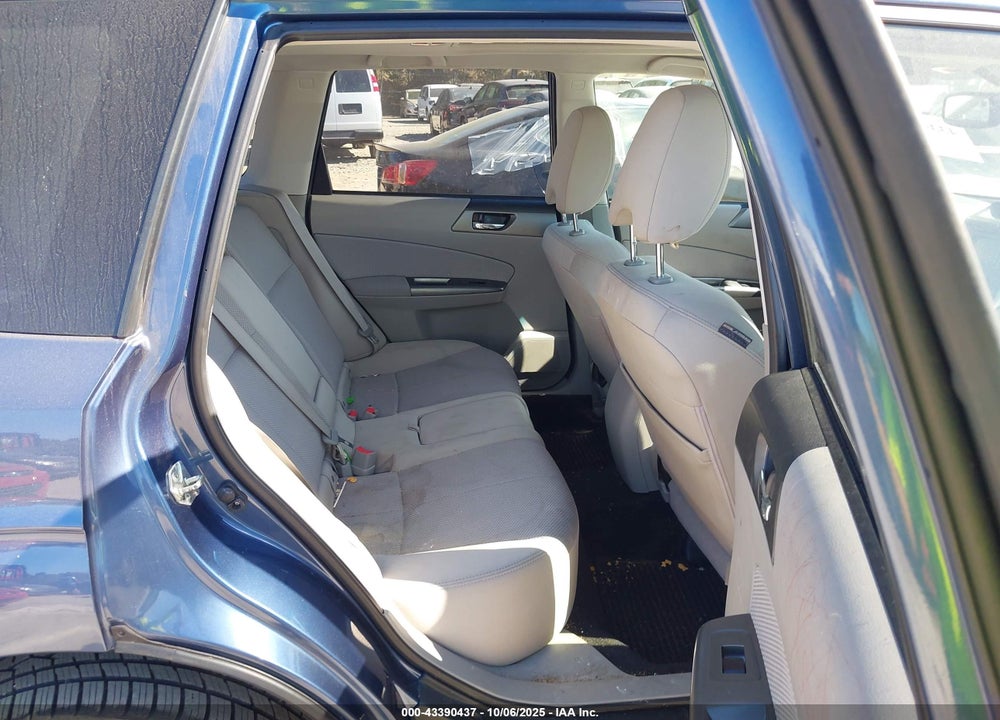 2013 SUBARU FORESTER VIN: JF2SHADC9DH444949