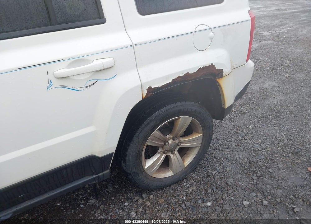 2012 JEEP PATRIOT VIN: 1C4NJRFB8CD718201