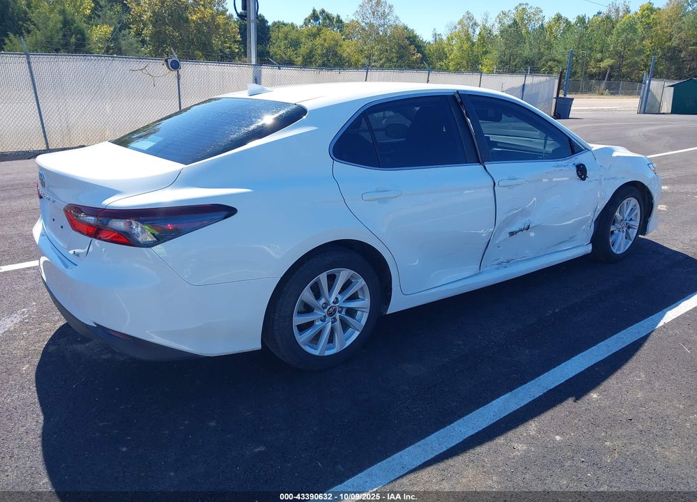 2021 TOYOTA CAMRY LE VIN: 4T1C11AK2MU452929