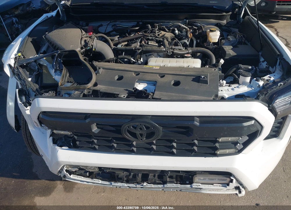 2024 TOYOTA TACOMA TRD SPORT 4WD VIN: 3TMLB5JN1RM071698