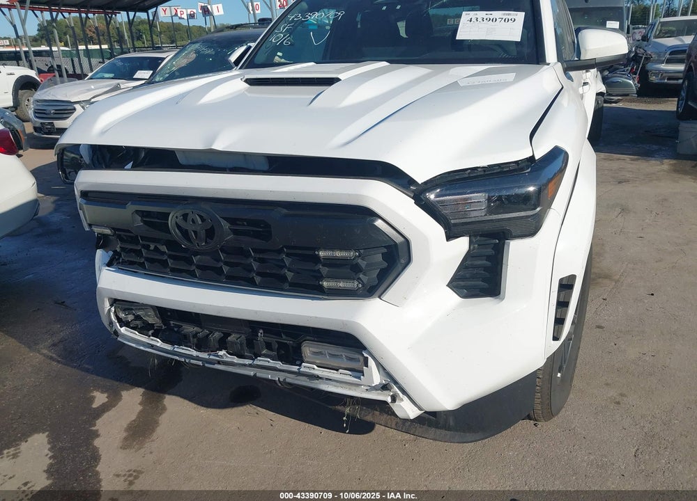 2024 TOYOTA TACOMA TRD SPORT 4WD VIN: 3TMLB5JN1RM071698
