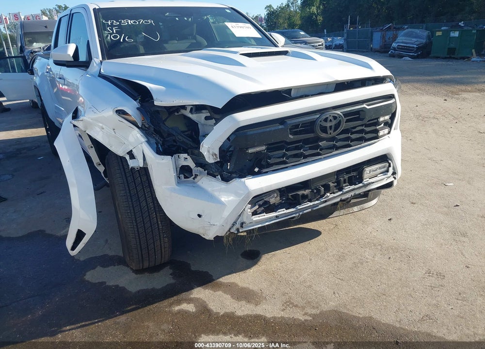 2024 TOYOTA TACOMA TRD SPORT 4WD VIN: 3TMLB5JN1RM071698