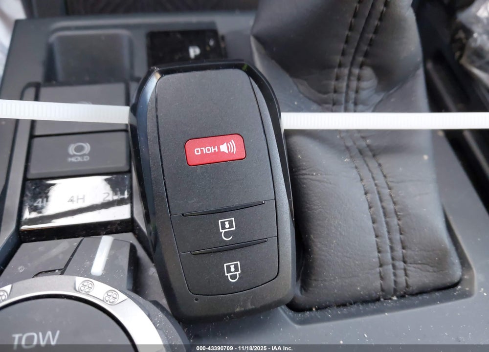 2024 TOYOTA TACOMA TRD SPORT 4WD VIN: 3TMLB5JN1RM071698