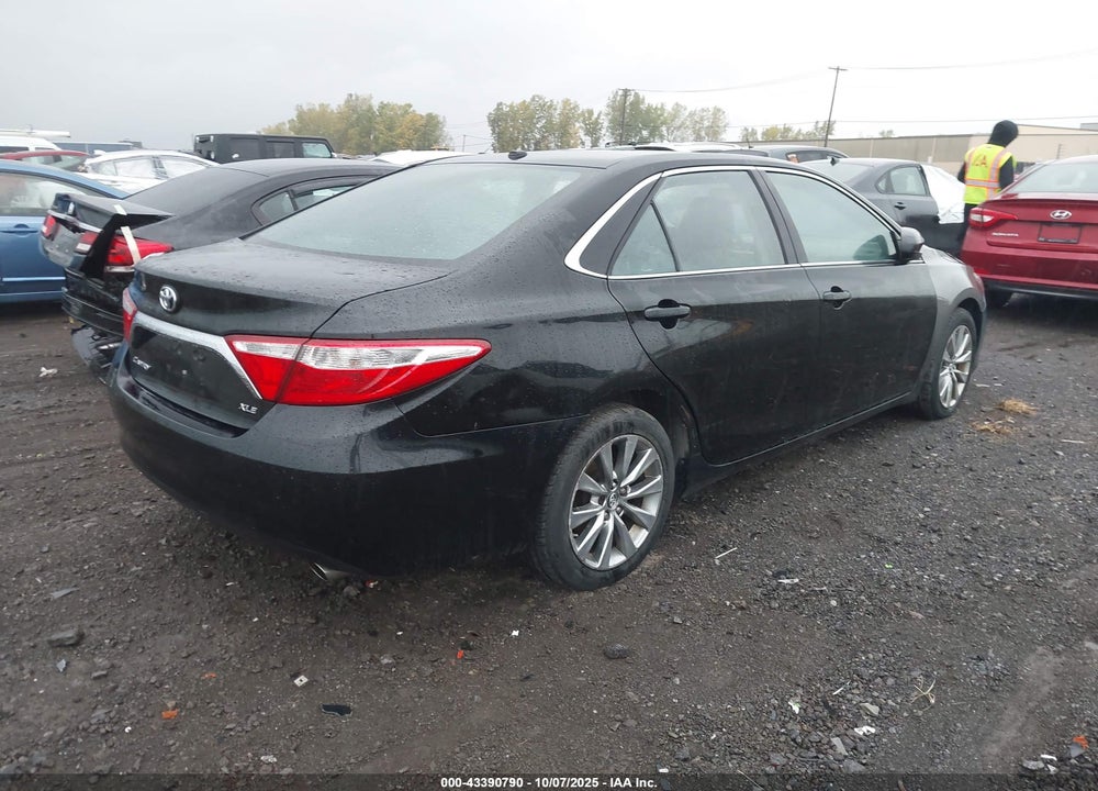 2015 TOYOTA CAMRY XLE V6 VIN: 4T1BK1FK0FU562916