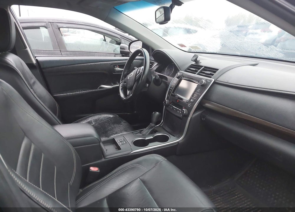 2015 TOYOTA CAMRY XLE V6 VIN: 4T1BK1FK0FU562916