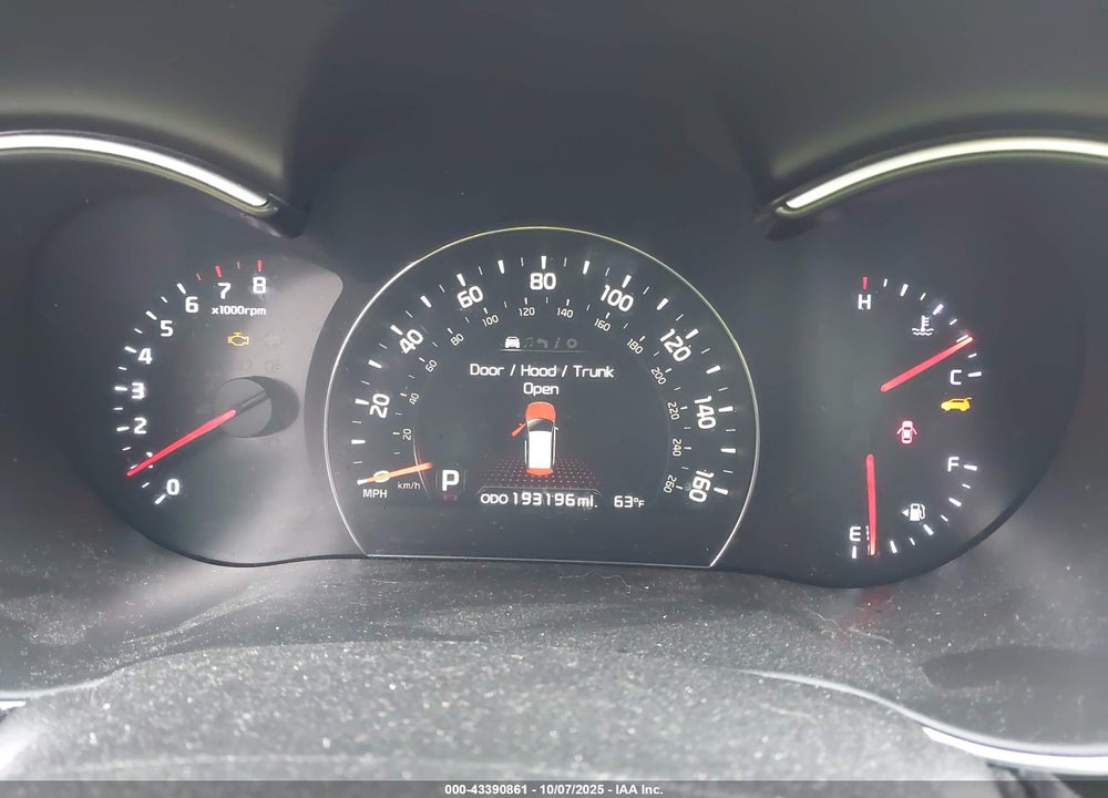 2014 KIA SORENTO LX VIN: 5XYKTCA6XEG517943