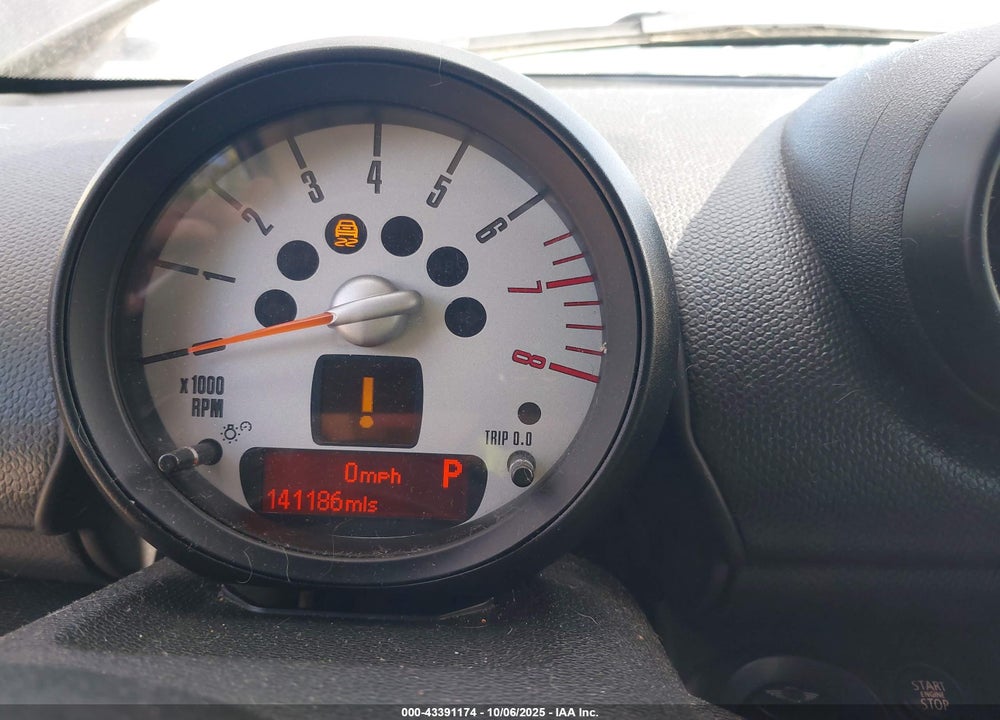 2013 MINI COOPER VIN: WMWSS7C57DWN71536